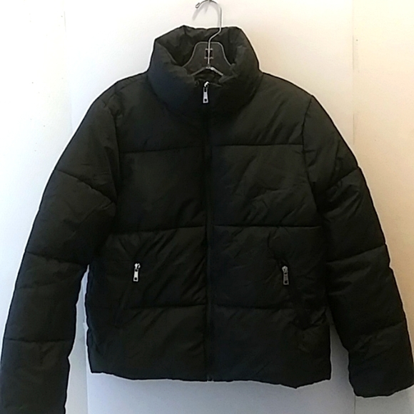 Zenana Outfitters Jackets & Blazers - NWOT Zenana Women's Winter Puffer Jacket.